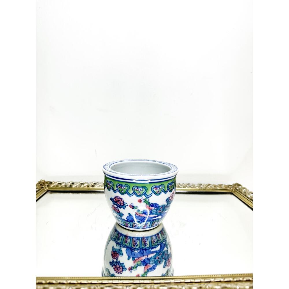 Lovely practical planter with oriental floral peony/lotus design. Jardiniere